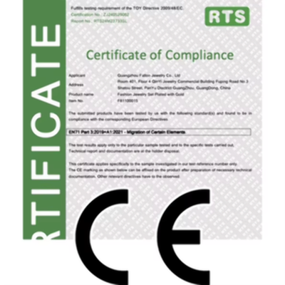 Damen Ohrringe mit Zirkonia in Smaragd-Roségold (vergoldet) mit Krappenfassung4