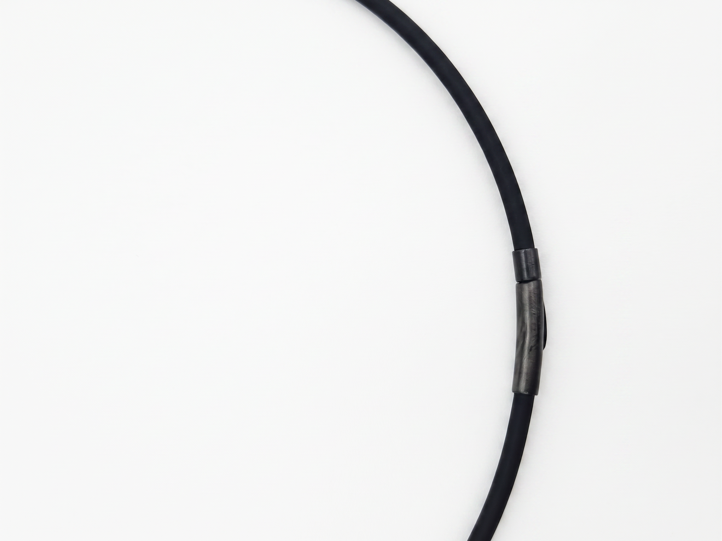 Silikonkordel 3mm schwarz Schwarz matt Bajonettverschluss 34X25 – RR Fashion