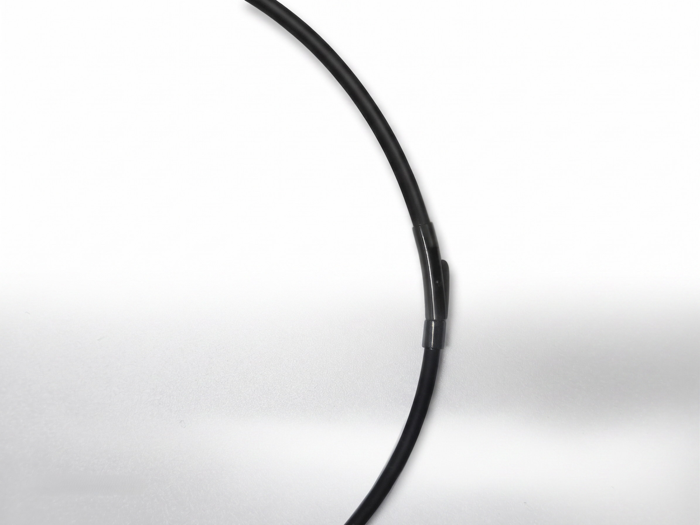 Silikonkordel 3mm schwarz Schwarz glänzend Bajonettverschluss 34X25 – RR Fashion