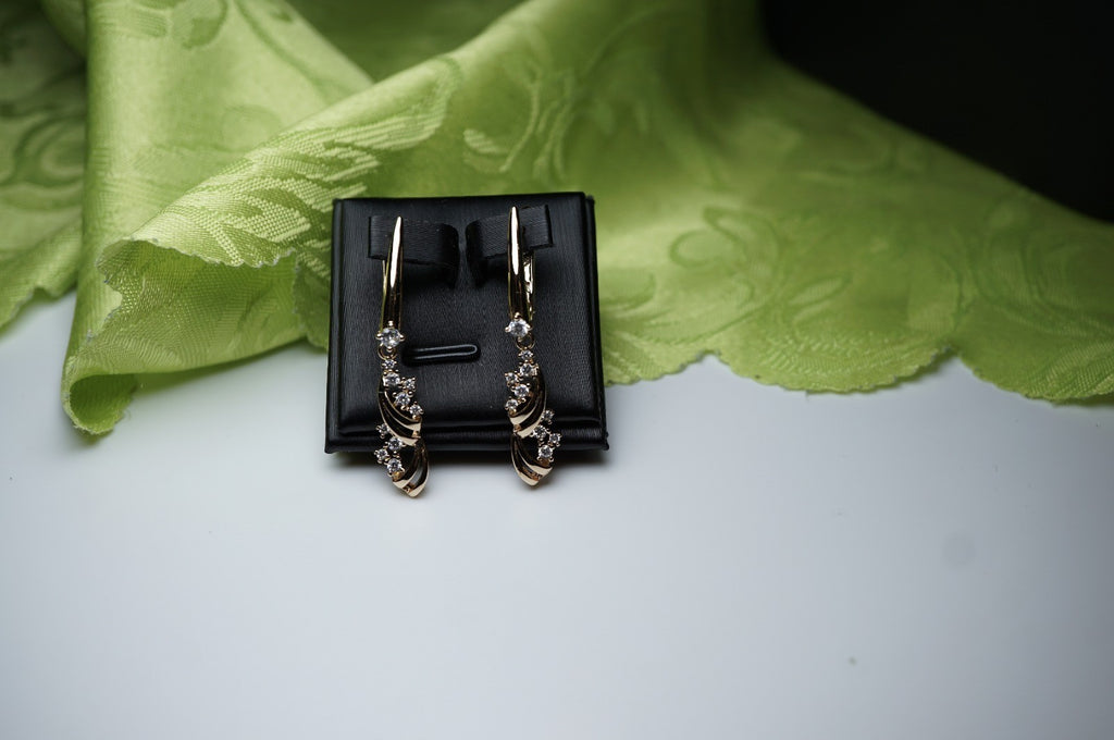 Damen Ohrringe Roségold (vergoldet) geschwungenen floralen ZirkoniaAkzenten – E12