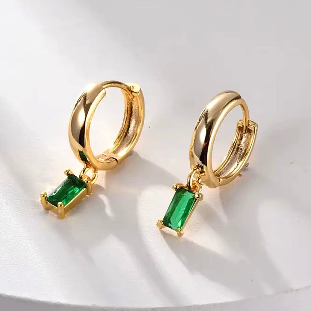 Luxus Ohrringe Creole Zirkonia grüner Kristall Gold 18K vergoldet minimalistis6