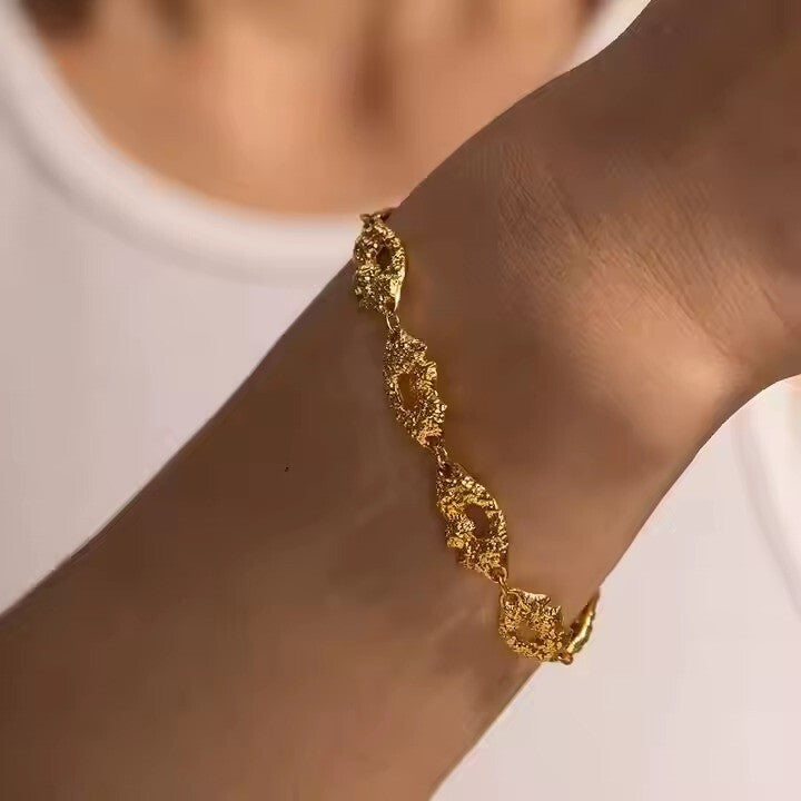 Luxus Damen Armband Edelstahl 18Kvergoldet Armreifen Vulkan Muster unregelmäßige0