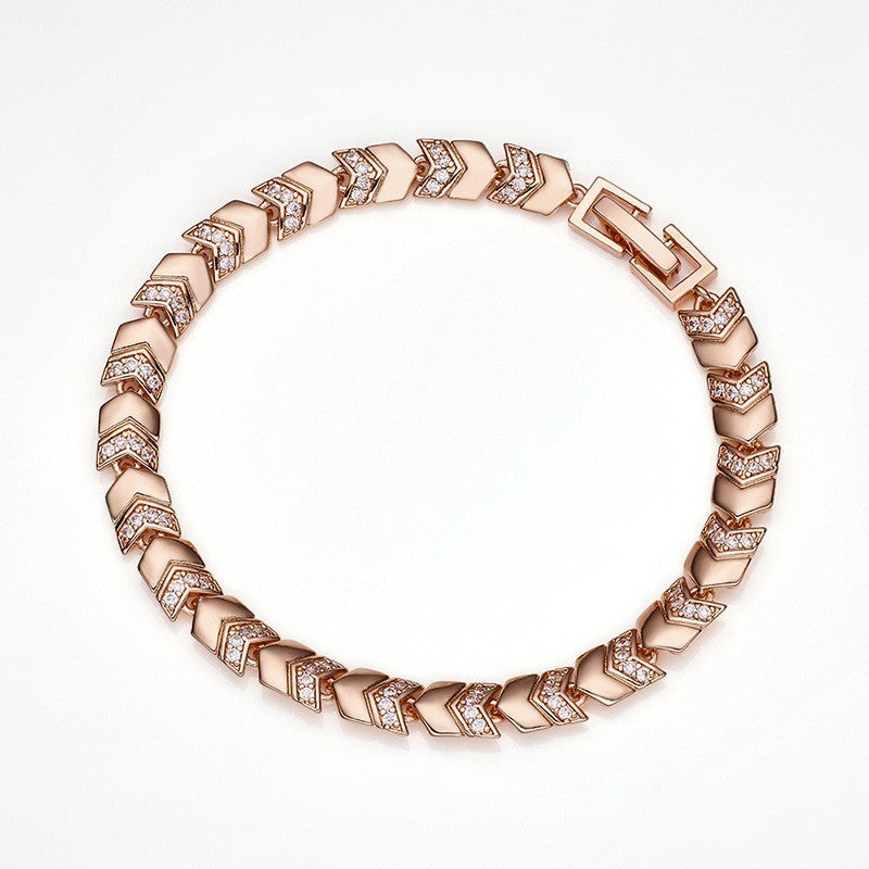 Trendsetzendes Armband ein kreatives, schlichtes Armband aus Kupfer und Zirkonia4