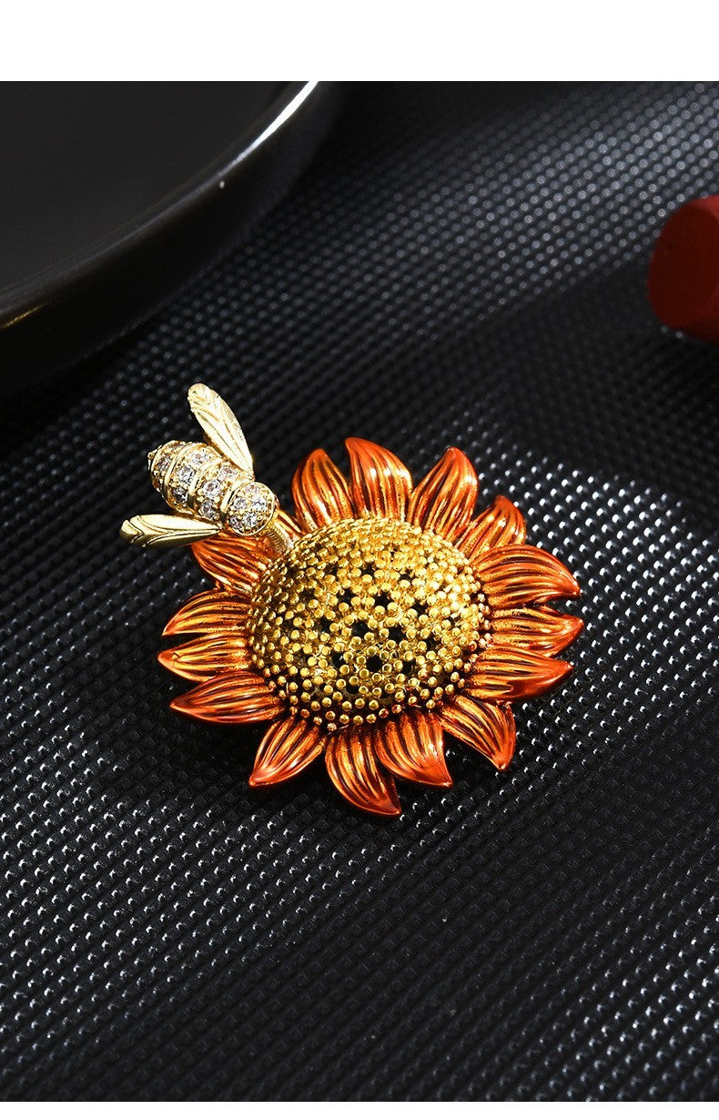 Brosche Sonnenblumen Biene Zircon echt Gold kreative persönlichkeit aktivität3