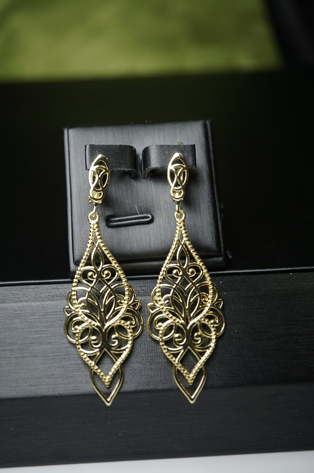 Damen Clip-On Ohrringe  14K Gold-Plattiert Größe Tropfen Ohrring Pflanze Blatt12