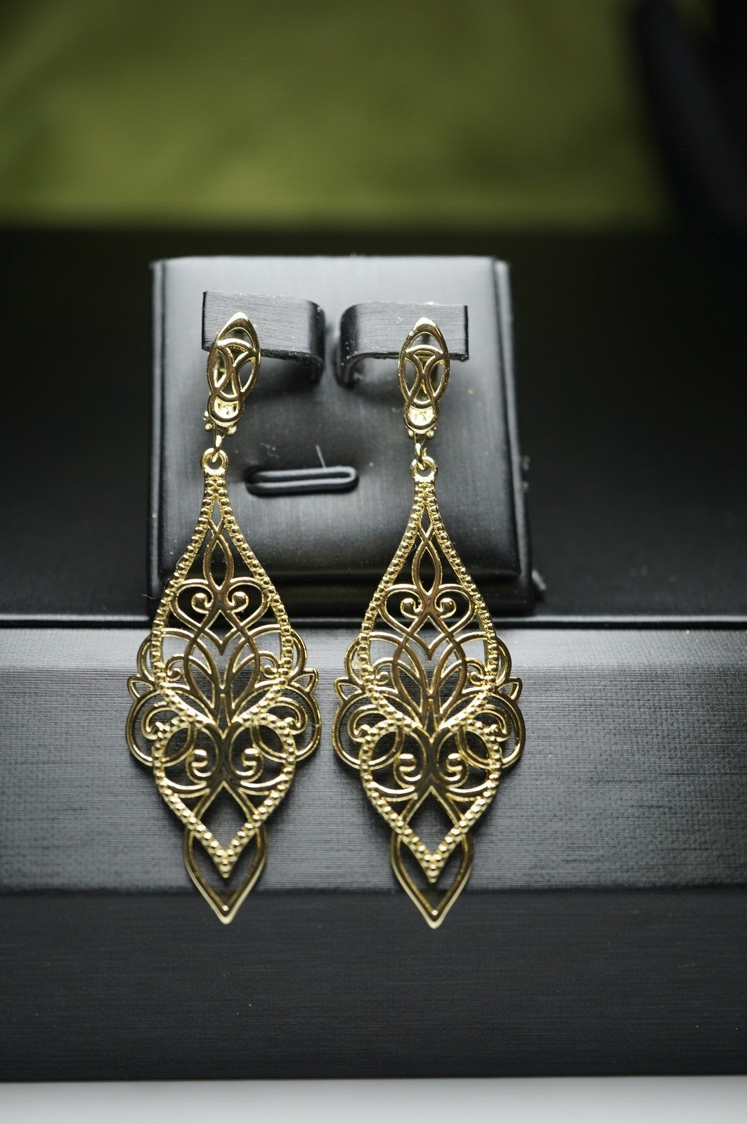 Damen Clip-On Ohrringe  14K Gold-Plattiert Größe Tropfen Ohrring Pflanze Blatt10