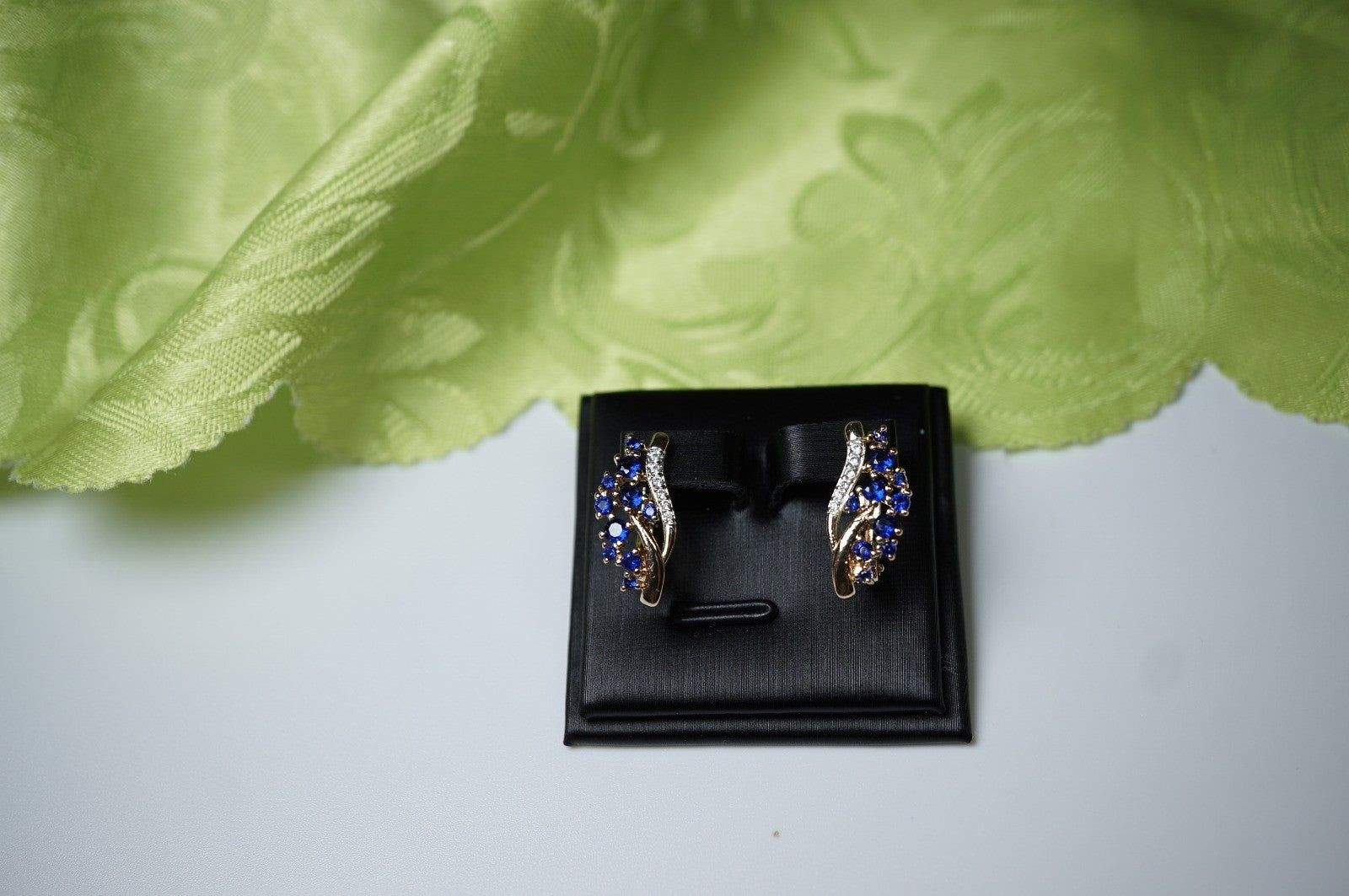 Luxus Damen Ohrringe Feder Blume Zirkon Blauen und Weißen in Roségold (vergolde13