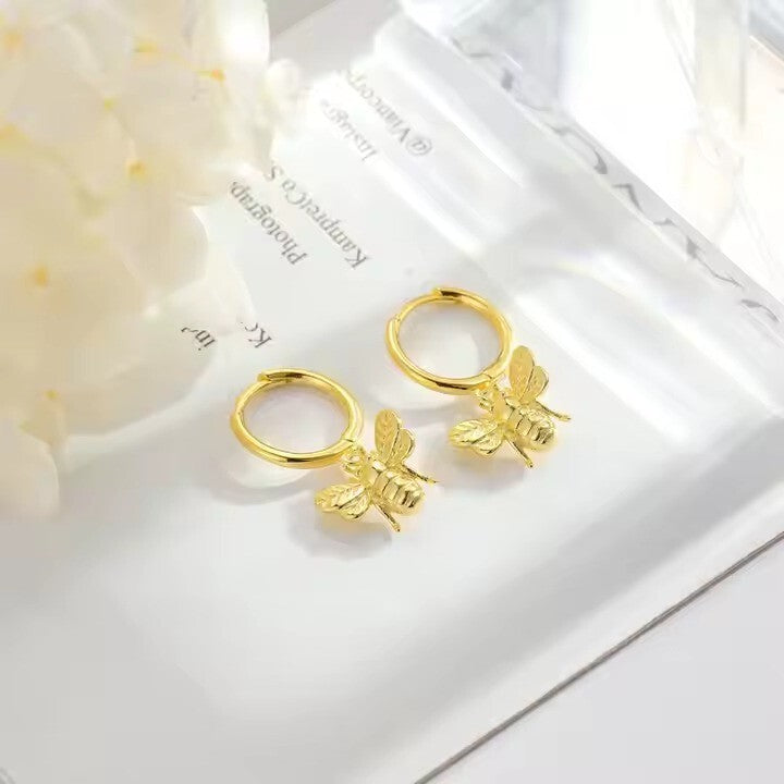 https://i.ebayimg.com/00/s/NzIwWDcyMA==/z/ytMAAOSwakZoN~RE/$_57.JPG