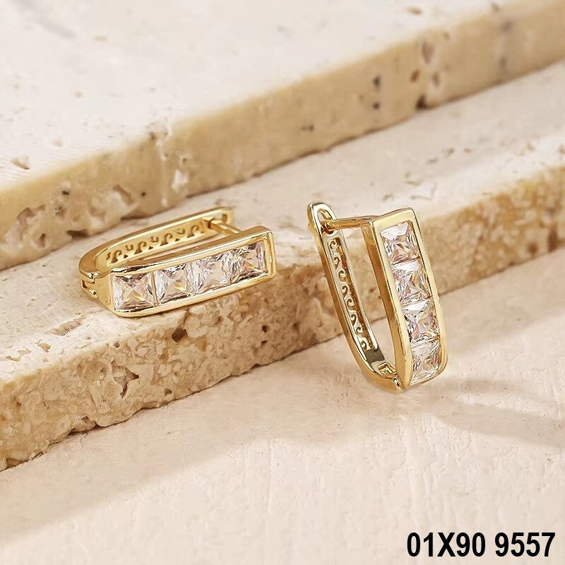 Luxus Damen Frauen Huggies Creolen Ohrringe Zirkonia 18K Gold vergoldet0