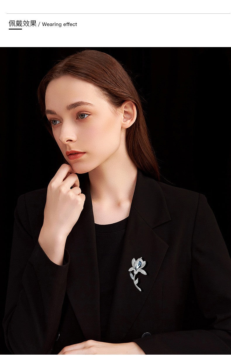 Damen Tulpen Brosche Elegantes SilberWeiß Temperament Kristall aus Österreich6