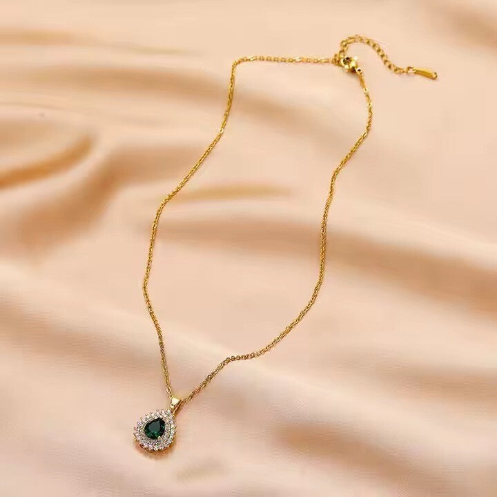 Damen Schmuckset 18 Karat vergoldet Halskette Ohrringe Kette Zirkonia Neu2