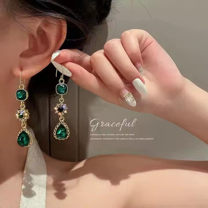 Damen Schmuckset 18 Karat vergoldet Halskette Ohrringe Kette Zirkonia Neu7
