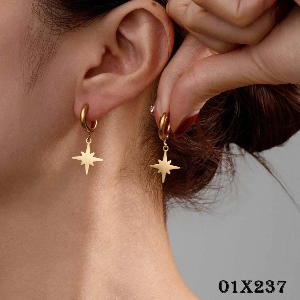 Damen Ohrringe Creole 18K Gold Titanstahl Achtzackiger Stern einfache Sommer-ni0