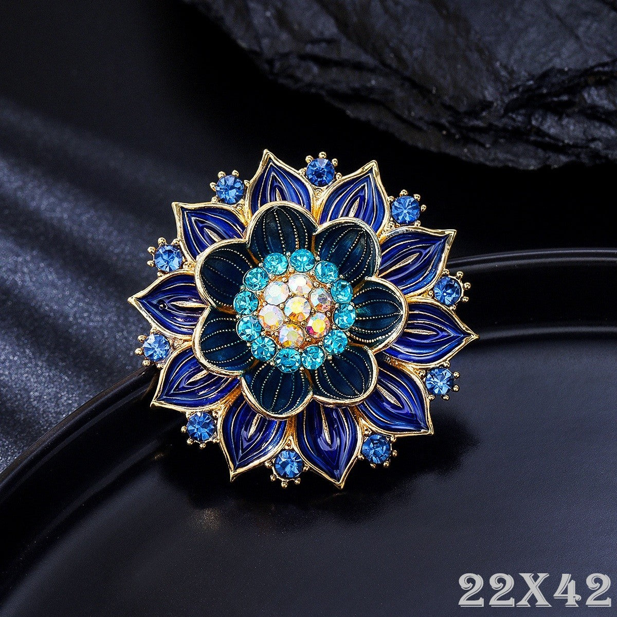 Luxus blaue LotusBrosche, exquisit und hochwertig, eine elegante RetroCorsage4