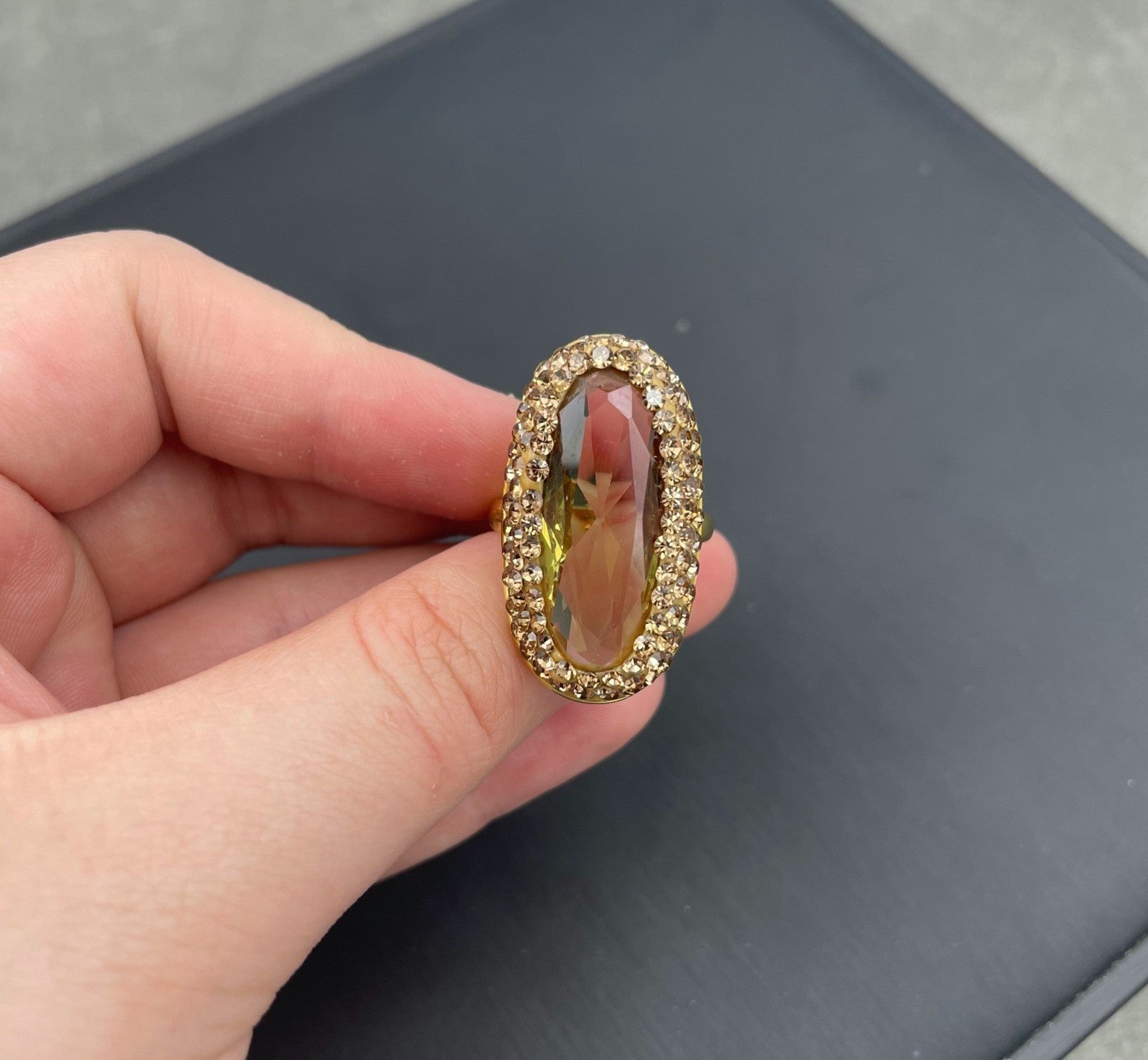 Luxus Damen Dreiteiliges Set mit eingelegtem türkischen SultanStein, farbwechse3