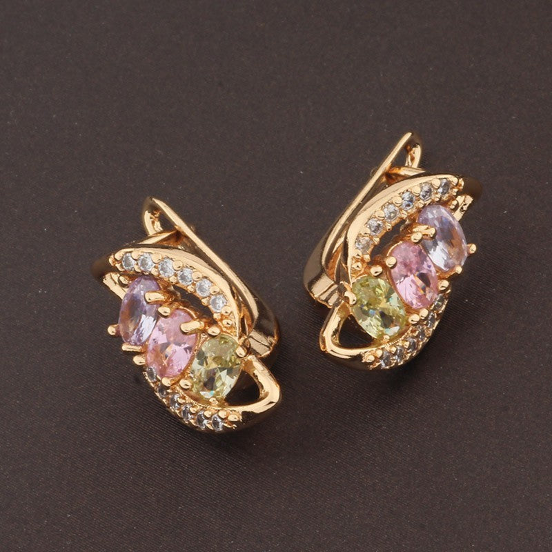 Damen Ohrringe Gold AAA Zirkon, vergoldetOhrstecker mit hohler geometrischer F1