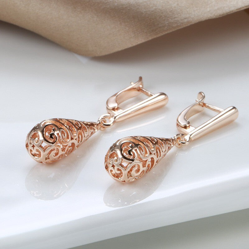 Luxus Damen Ohrringe 585RG Rose Gold Wassertropfen hohle Musterohrringe für Fra1
