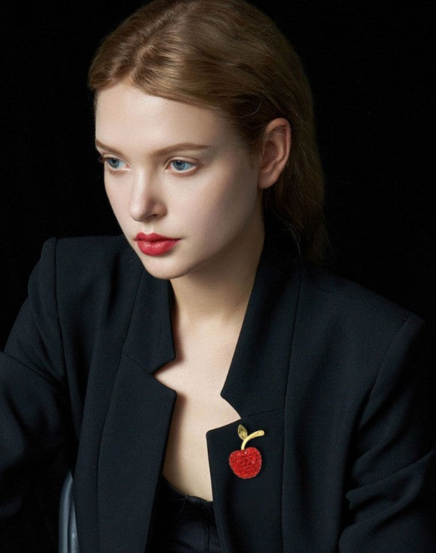 Niedliche Rot Apfel-Brosche, luxuriöser Damenschmuck, blickdichte Brosche1