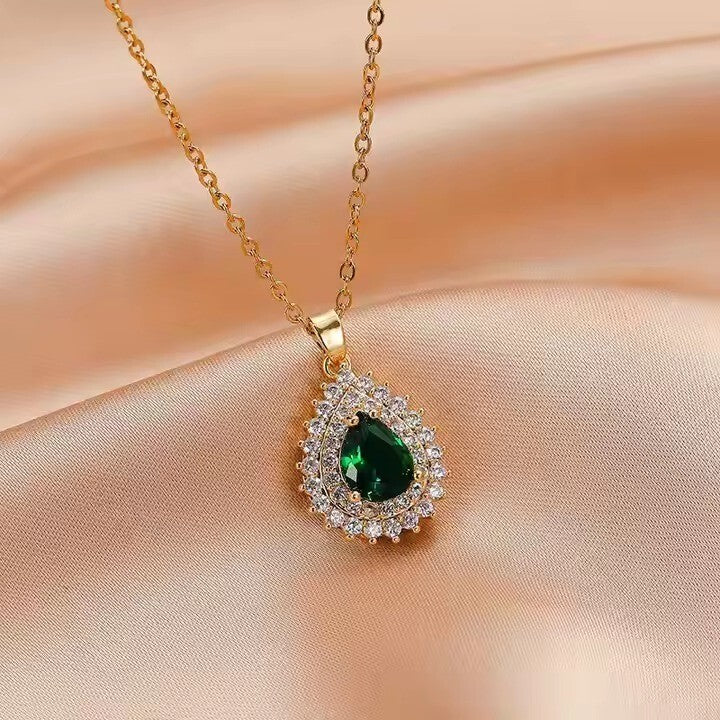 Damen Schmuckset 18 Karat vergoldet Halskette Ohrringe Kette Zirkonia Neu3