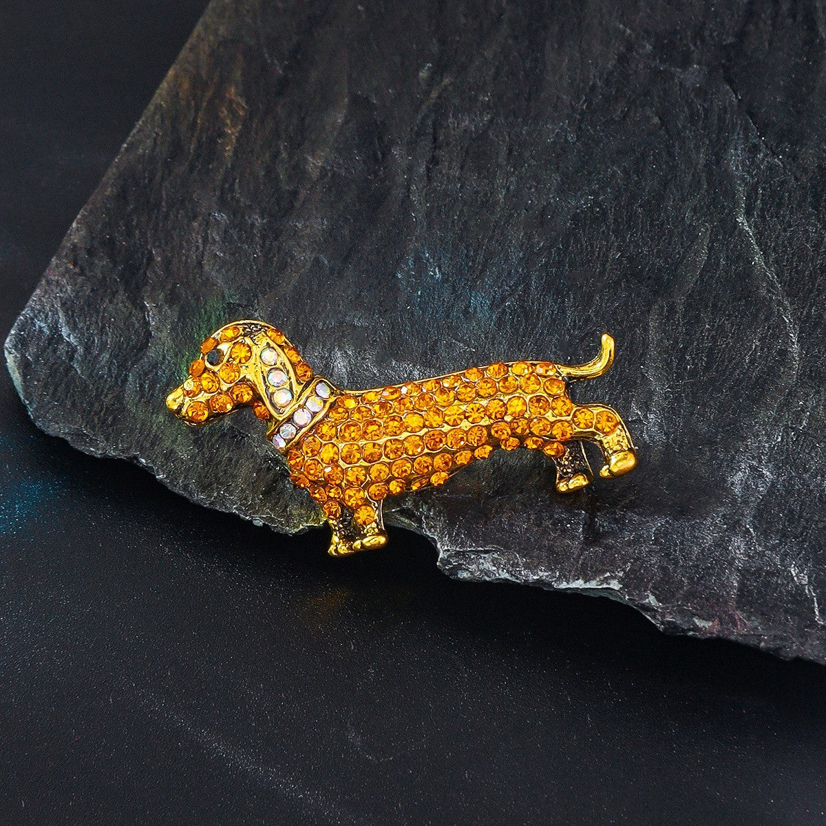 Brosche Dackel Wiener Hund Goldbraune Kristalle auf Gold Farben Modische Schmuck7