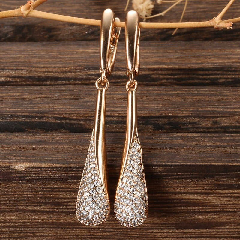 Luxus Damen Ohrringe 585 Rosé Gold überzogen Design Kristall für Damen Geschenk5