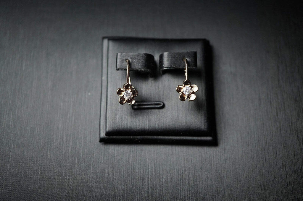 Zierliche Blumen Ohrringe für Mädchen und Frauen14K Rose2