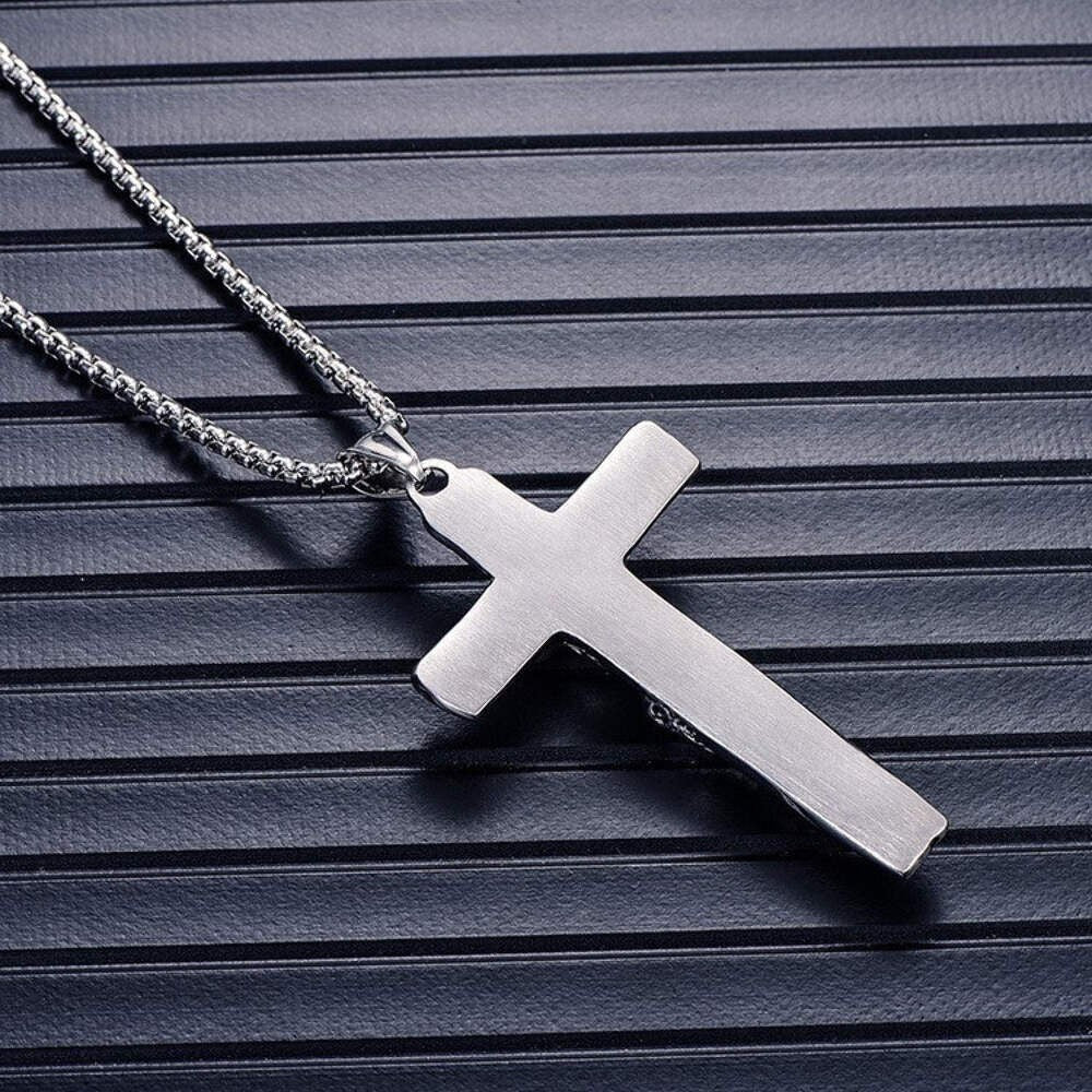 Herren Halskette versilbert Christus Jesus Kreuz Kruzifix5