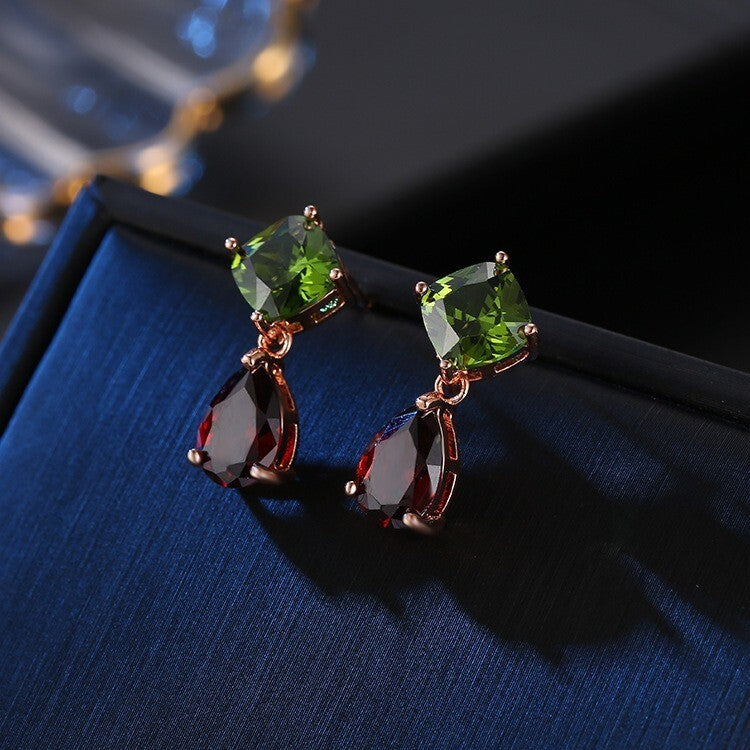 Eleganter Damen Ohrringe Ohrstecker Charm Grüner Peridot Roter Granat Rosé Gold2
