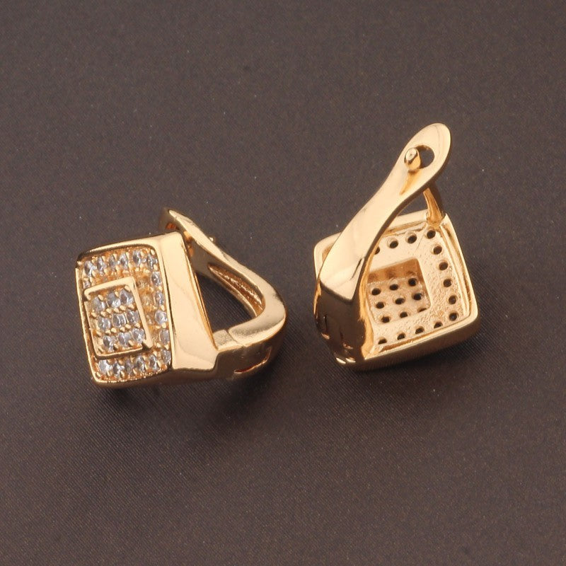Trendige Damen ZirkonOhrringe, modischem minimalistischem Design in Diamantfor8
