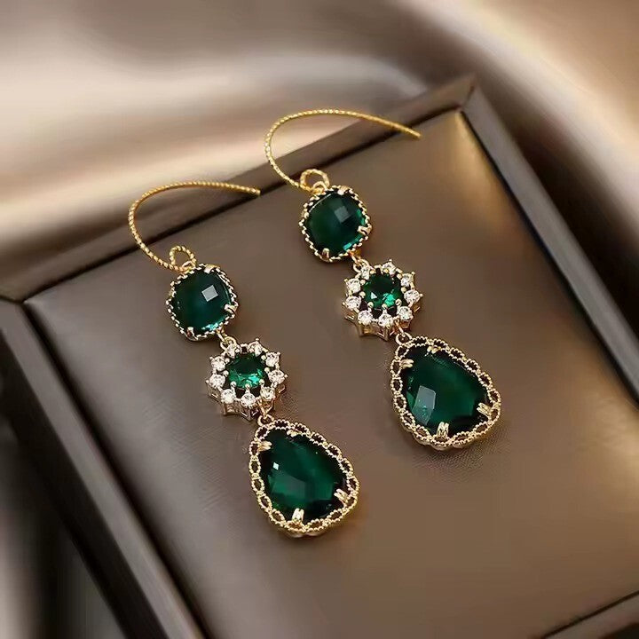 Damen Schmuckset 18 Karat vergoldet Halskette Ohrringe Kette Zirkonia Neu4