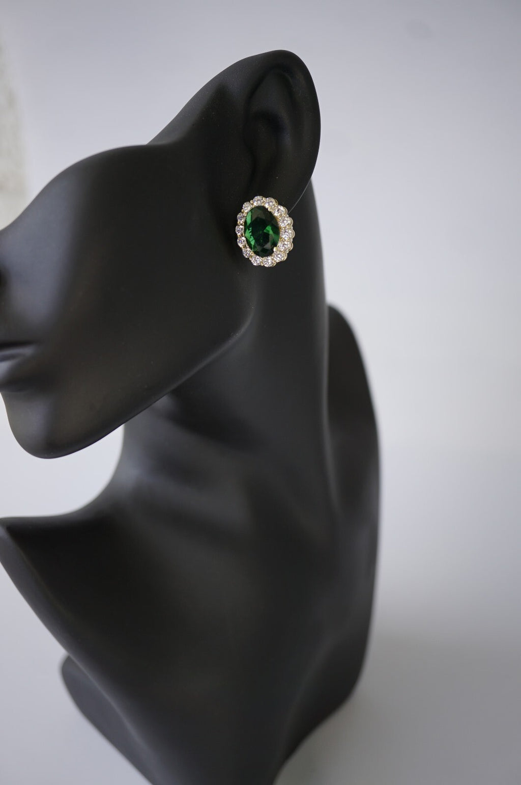 Luxus Ohrringe Creole mit BlumenDesign, oval, grüner Kristall Gold 14K vergold3
