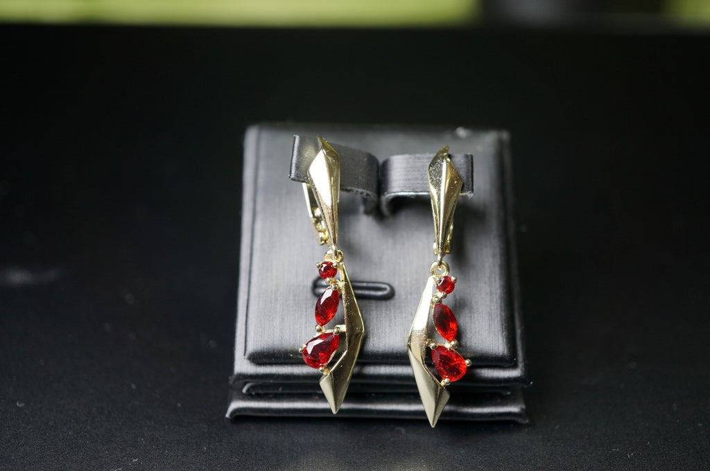 Elegante Ohrringe, 14-Gold-vergoldet roten Zirkon verziert für Damen5