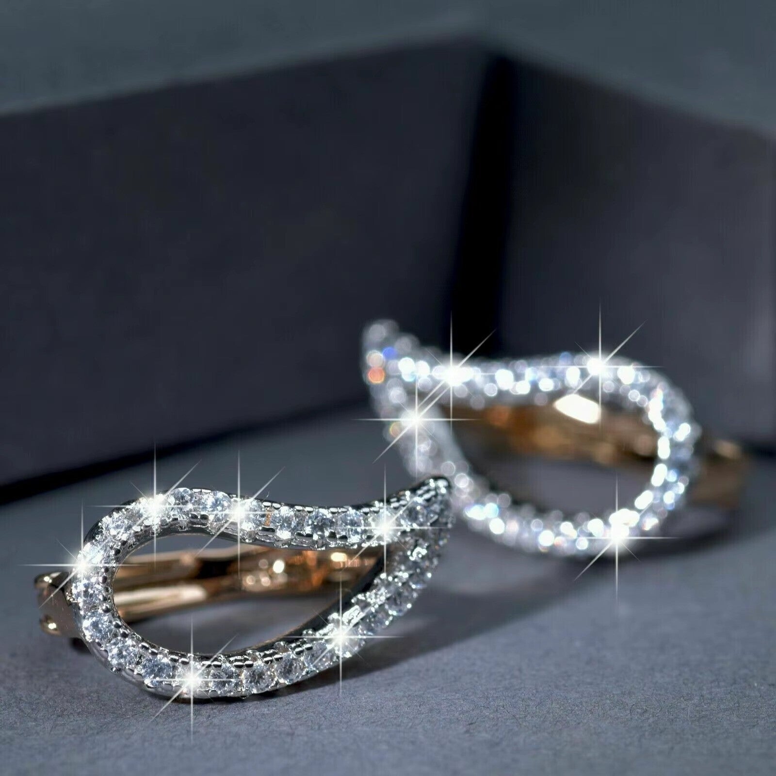 Luxus Ohrringe Creole ungewöhnliche blattförmige Hochzeitsschmuck Kristall Gold2