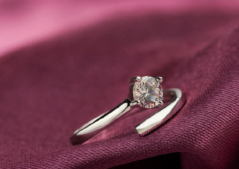 925 Sterling Silber Ring für Damen mit vier Krappen AAA Zirkonia4