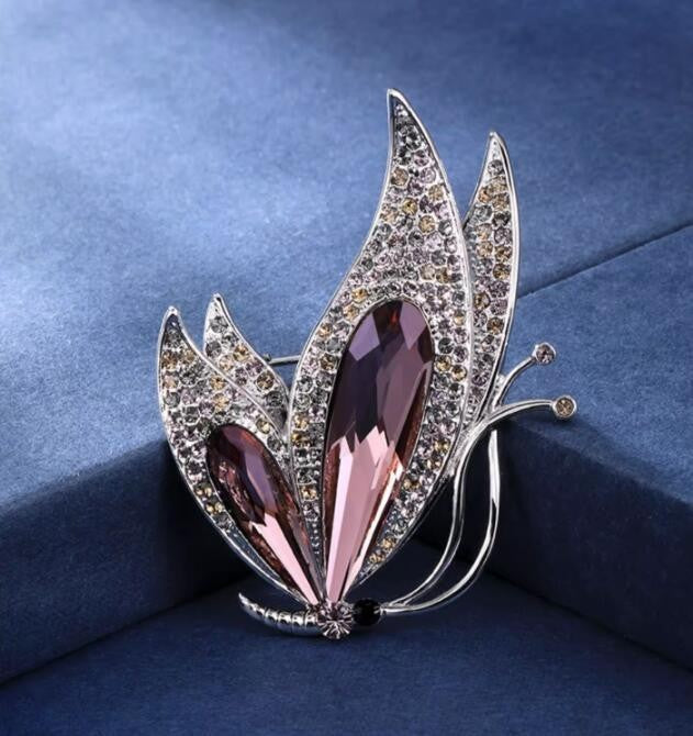 Lila Kristall Brosche, elegante SchmetterlingsCorsage, Anzugaccessoire, Schmuck4