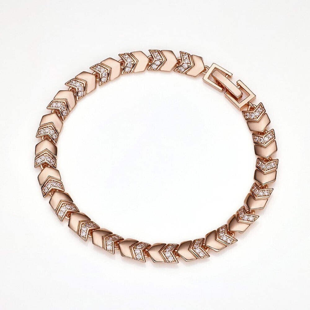 Schlichtes Armband aus Kupfer und Zirkonia4