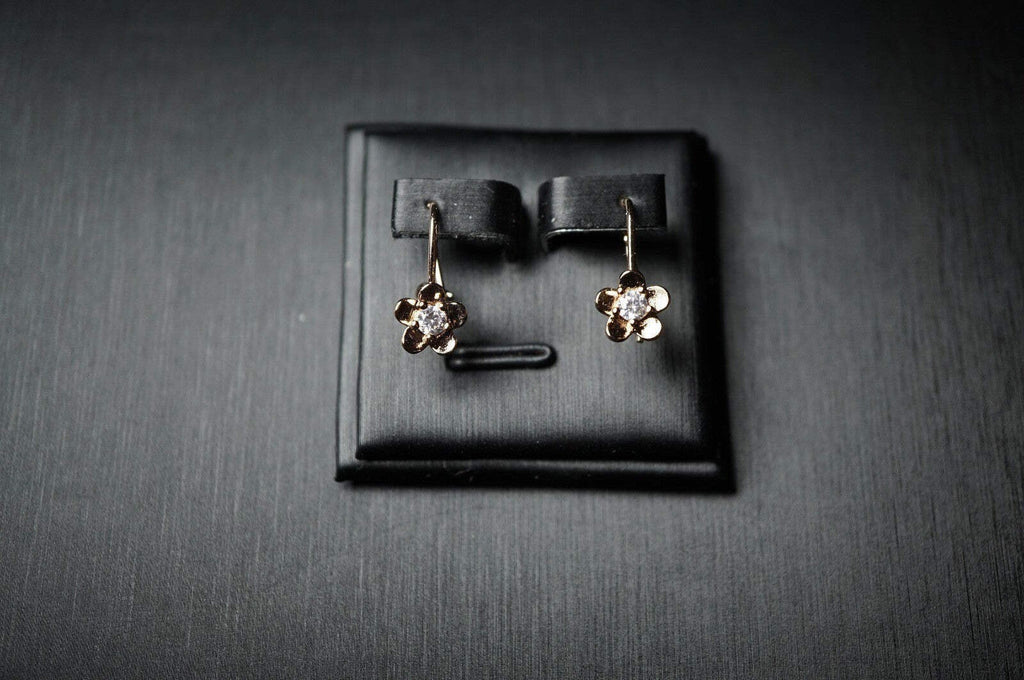 Zierliche Blumen Ohrringe für Mädchen und Frauen14K Rose2