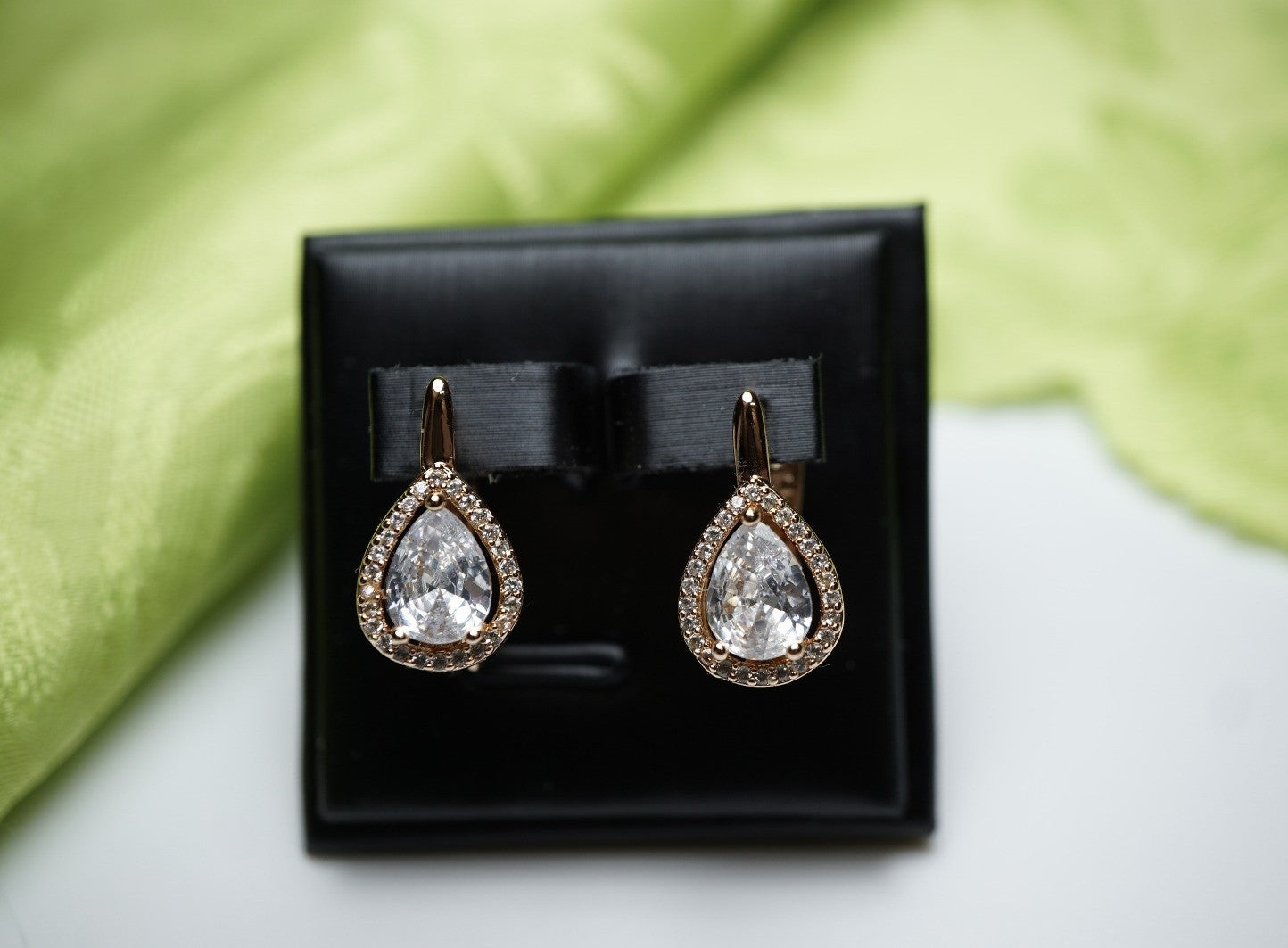 Damen Große Halo-Ohrringe tropfenförmigem Zirkon-Stein aus Roségold (vergoldet)11