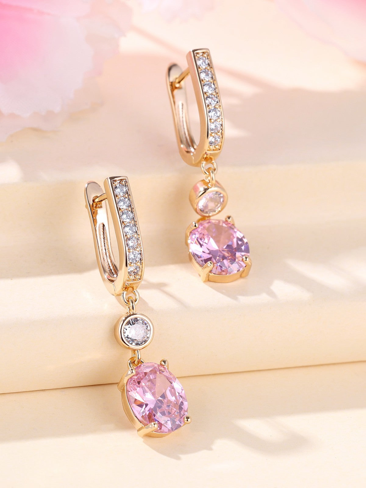 Luxus Damen Ohrringe Champagnergold Rosa Diamant mikroeingelegter weißer Diaman5