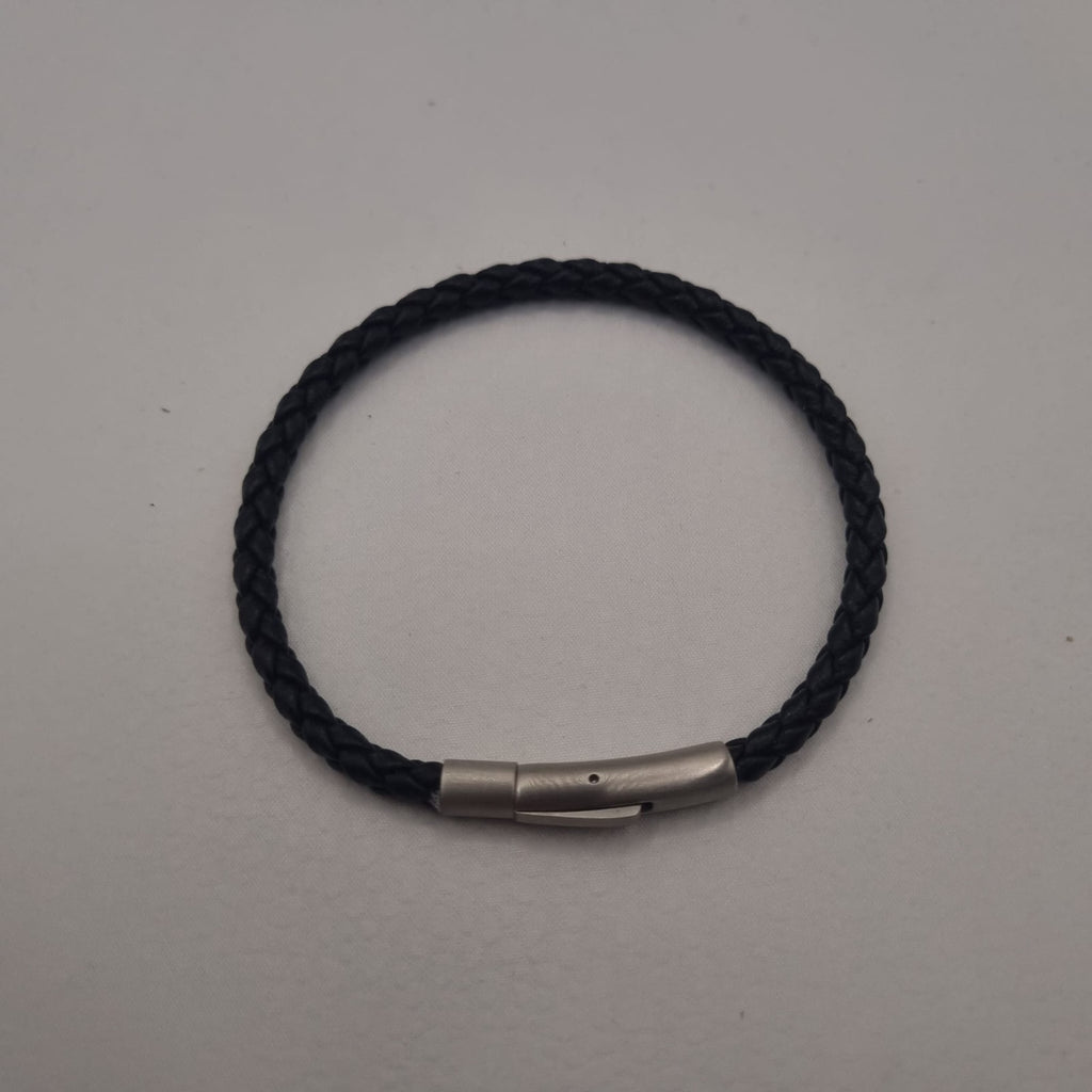 https://i.ebayimg.com/00/s/MTYwMFgxNjAw/z/8zgAAeSwCOBpC2KE/$_57.JPG