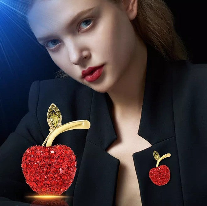 Niedliche Rot Apfel-Brosche, luxuriöser Damenschmuck, blickdichte Brosche8