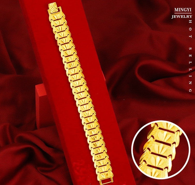 Vergoldetes Herren Armband mit Hühnerkrallenmuster modische Uhrenkette Gold 22cm4