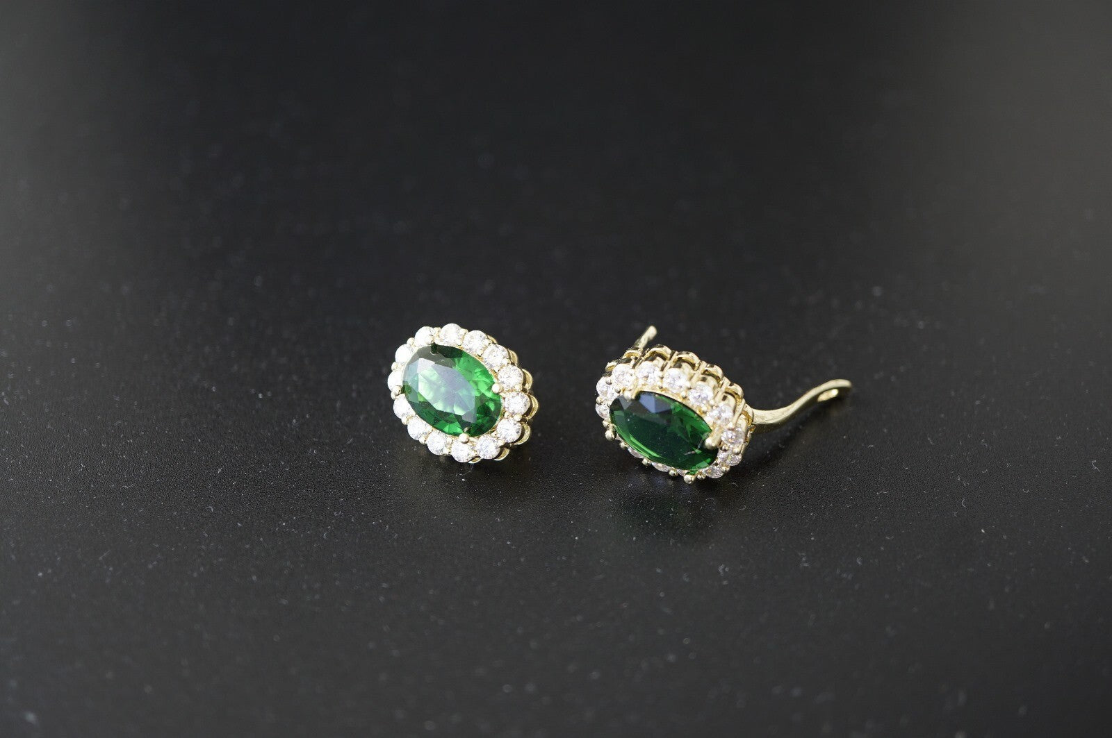 Luxus Ohrringe Creole mit BlumenDesign, oval, grüner Kristall Gold 14K vergold2