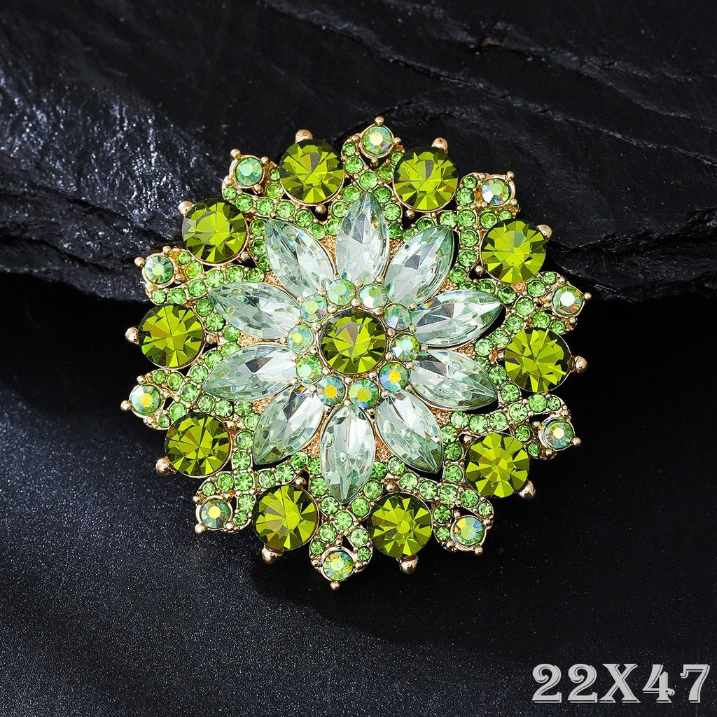 Grüne Kristall Sonnenblumen Brosche, Luxuriöse, stilvolles Accessoire für Anzug